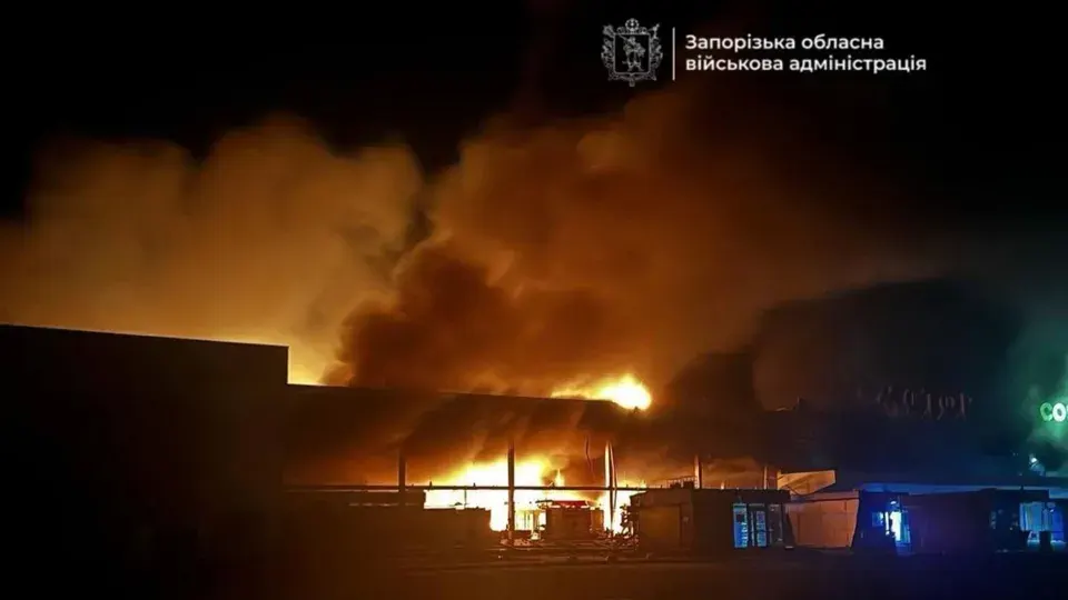 Удар по ТЦ у Запоріжжі: що відомо про атаку та чому це важливо