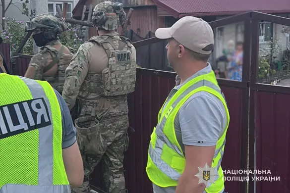 На Тернопільщині біля подвір'я вибухнула граната: поліція розслідує інцидент
