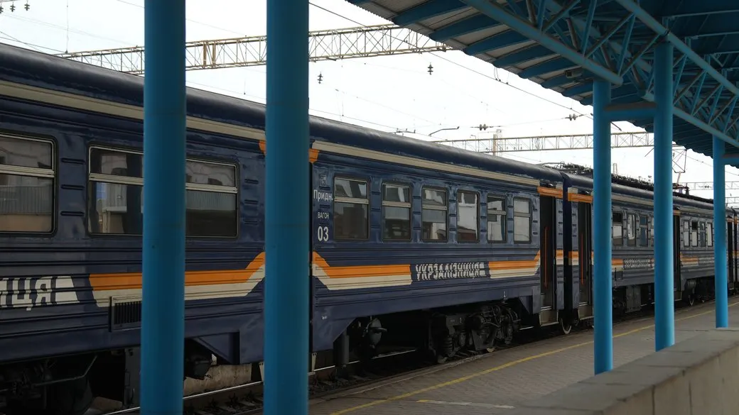 Російські обстріли спричинили багатогодинні затримки потягів на Запоріжжя