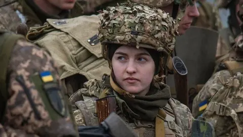 Жіноча мобілізація: військовий пояснив, кого можуть призвати