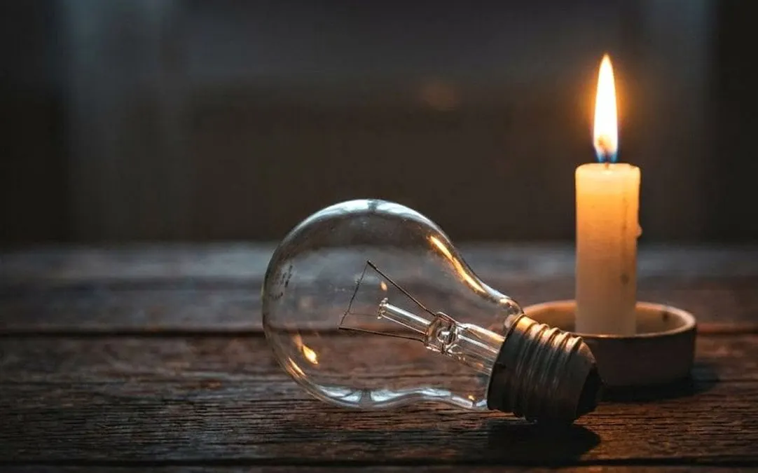 Як підготуватися до відключень світла: 5 ключових кроків