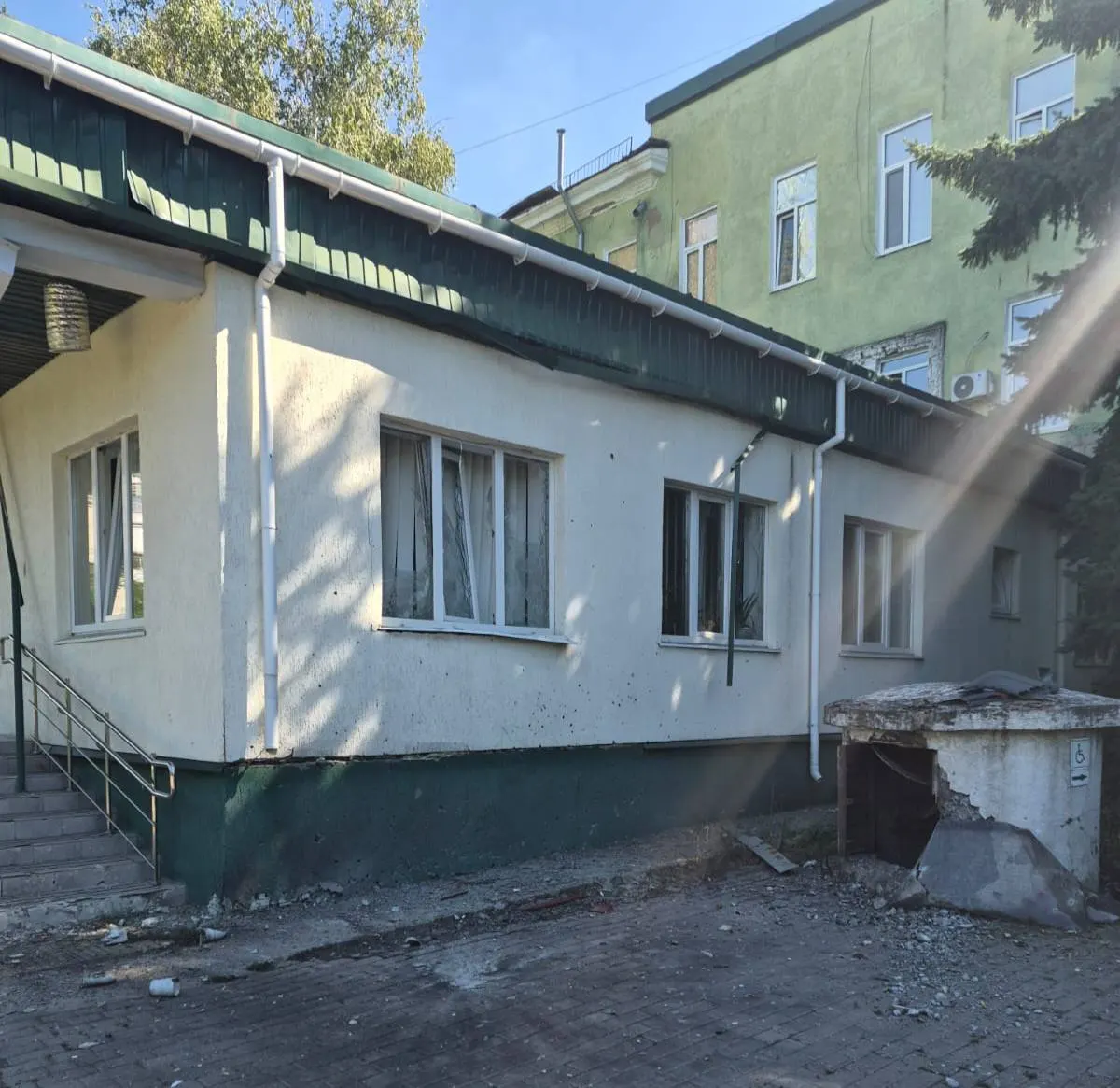 У Краматорську вдруге за день атаковано травматологію: є поранений