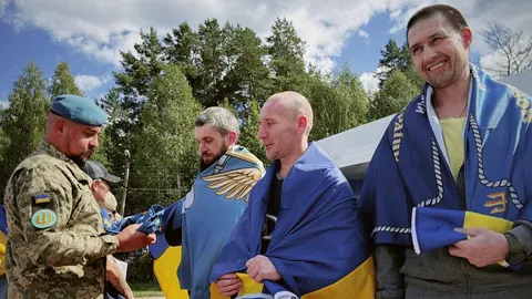 Обмін полоненими: 10 захисників повернулися додому 24 серпня