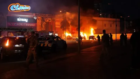 Удар по ТЦ у Сумах: троє загиблих, 14 поранених, серед них діти