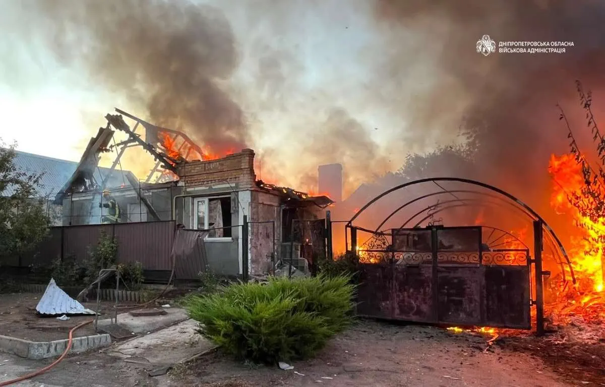 Нічна атака на Дніпропетровщину: загиблий та 14 поранених