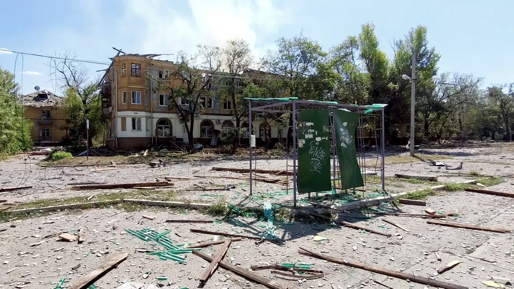 Обстріли Донеччини: четверо поранених, десятки пошкоджених будинків