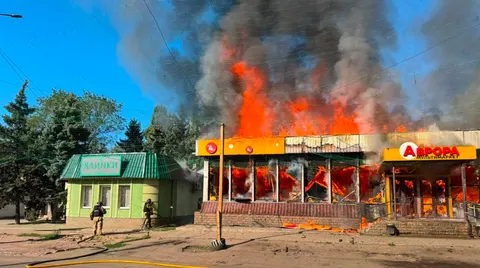 Удар по Краматорську та Слов'янську: 10 поранених, влучання у крамниці