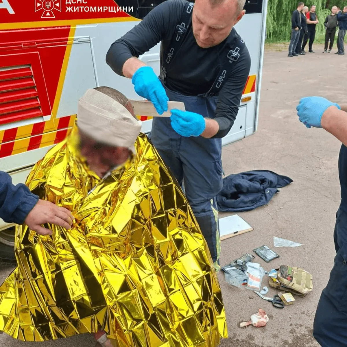 Росіяни атакували агропідприємство на Житомирщині: постраждали шестеро людей, серед них троє дітей