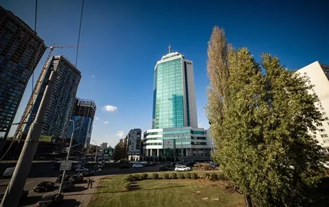 Слідчі дії в Мінвідновлення: підозра у хабарництві стосується керівника департаменту