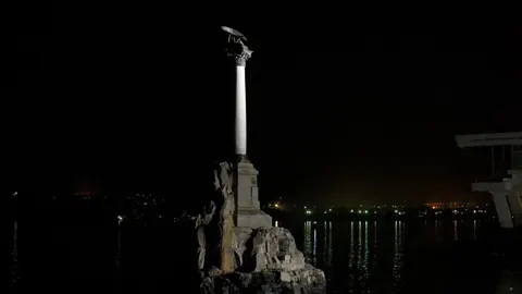 Блекаут у Криму: півострів залишився без електроенергії після вибухів