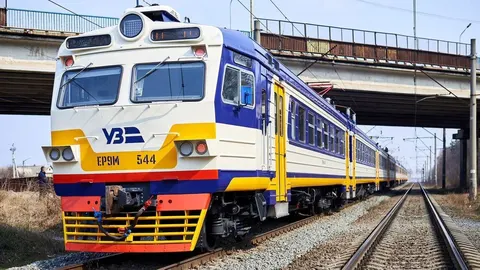Загибель 78-річного чоловіка на колії під Первомайськом: що встановлює слідство