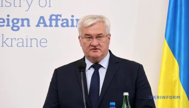 Сибіга: виключення Усманова і Фрідмана із санкцій послабить тиск на Москву