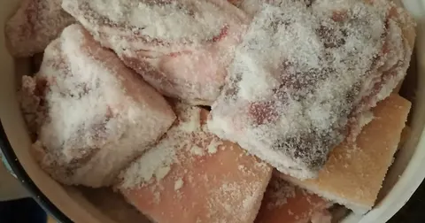 Сухе засолювання сала: як отримати продукт, що довго зберігається