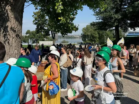 Дніпро відзначив День міста рекордом України та «Тарілкою щастя»