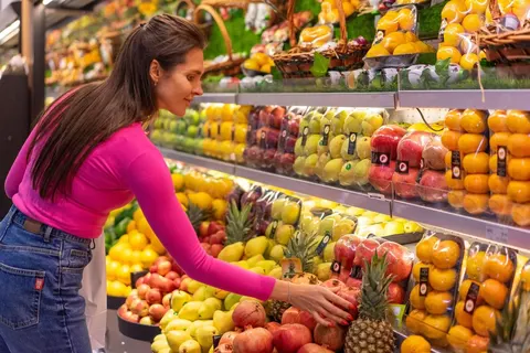 Ліміт на продукти: Auchan обмежив продаж до 6 одиниць