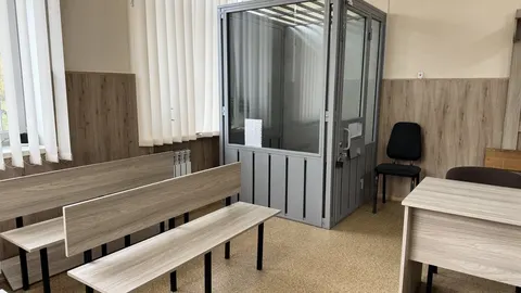 Колишню бухгалтерку з Новоайдарщини заочно засуджено за співпрацю з окупантами