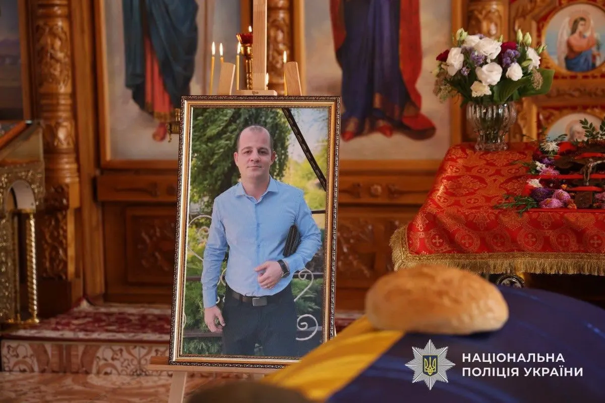 У Дніпрі попрощалися з поліцейським Андрієм Кропивним, який загинув на Донеччині