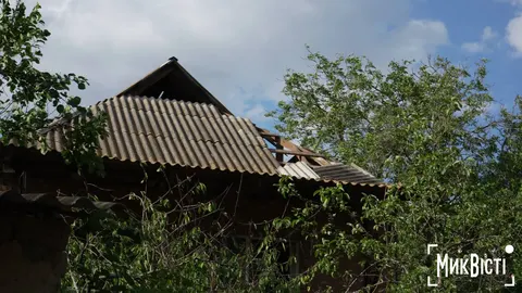 Атака дронів на Снігурівщину: пошкоджені адмінбудівля та магазин