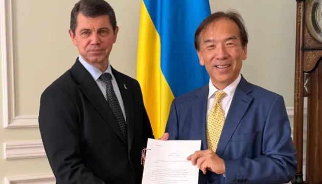 Нові посли Іспанії та Японії вручили копії вірчих грамот у МЗС України