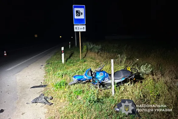 На Тернопільщині підлітки на мотоциклах влаштували дві аварії за чотири дні