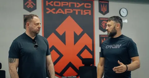 «Хартія» долучилася до проєкту Єрмака «Адвокат+»: що це означає