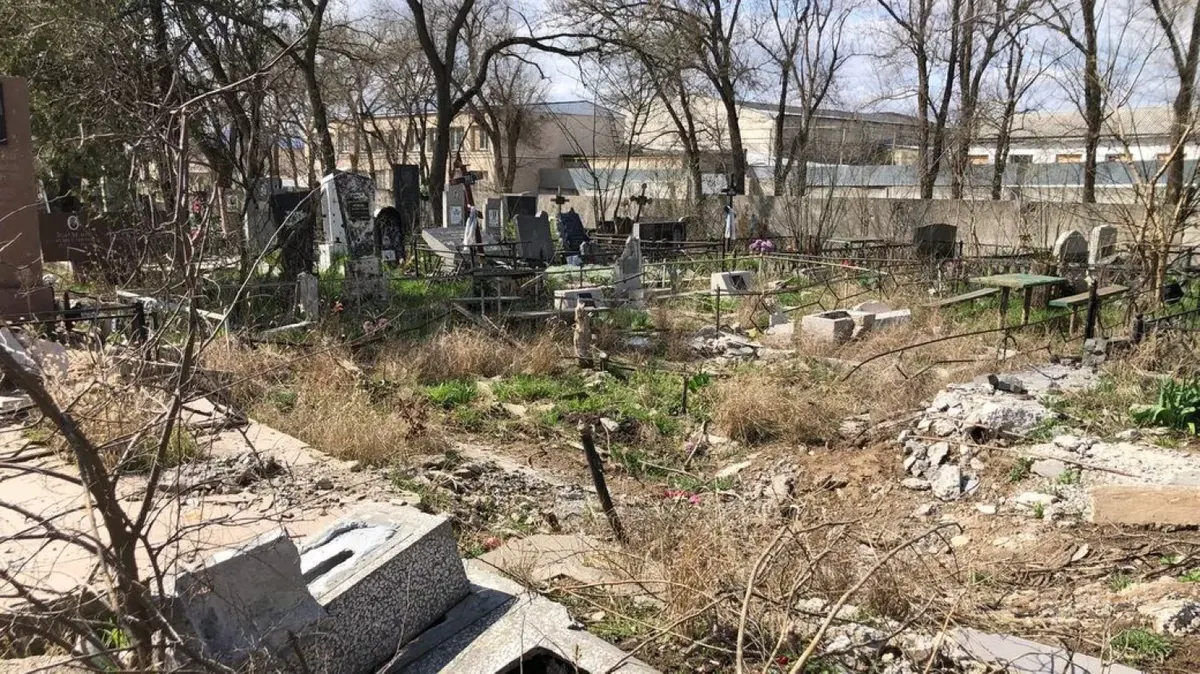 У Миколаєві шукатимуть, хто відповідає за занедбане кладовище Жовтневого району