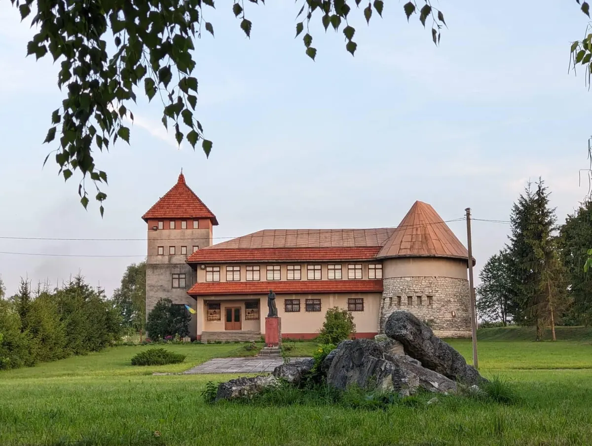 Мистецькі Фестини на Львівщині: борщ, традиції та вшанування захисників