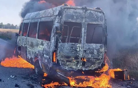 Удар по маршрутці на Нікопольщині: семеро поранених