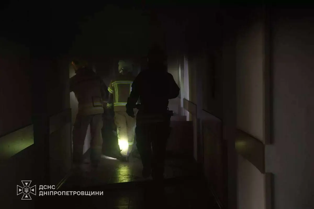 Пожежа в лікарні Дніпра: загинула людина, 9 врятовано