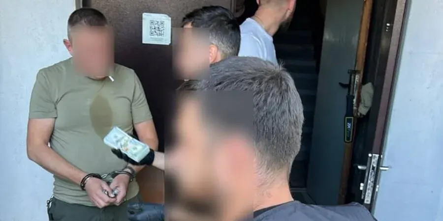 Хабар у $15 тис.: начальника Миколаївського ТЦК затримали за ухилення від мобілізації
