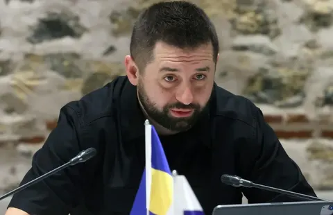 Арахамія допускає повернення росії до переговорів на початку жовтня