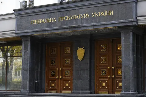 ОГП заперечує підозру керівнику НАБУ: що стоїть за юридичною суперечкою