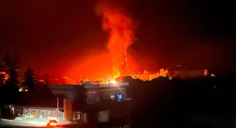 Удар по Ізюму: пошкоджено понад 20 будинків, виникли пожежі