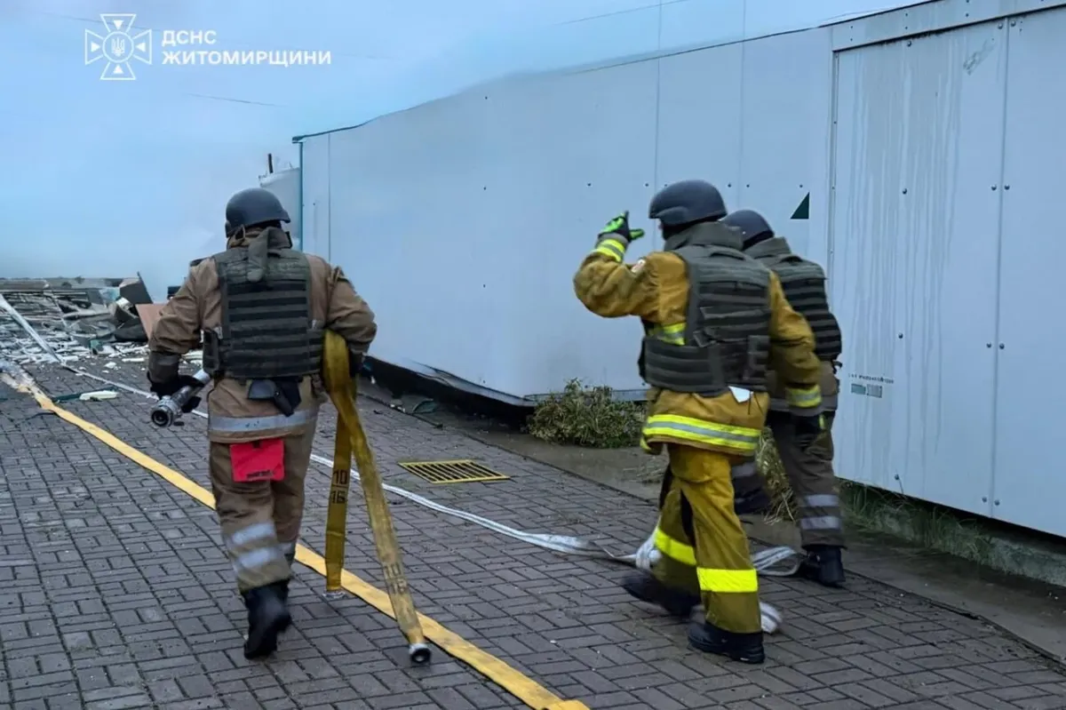 Атака на Житомирщині: що означає серія ударів по АЗС і залізниці