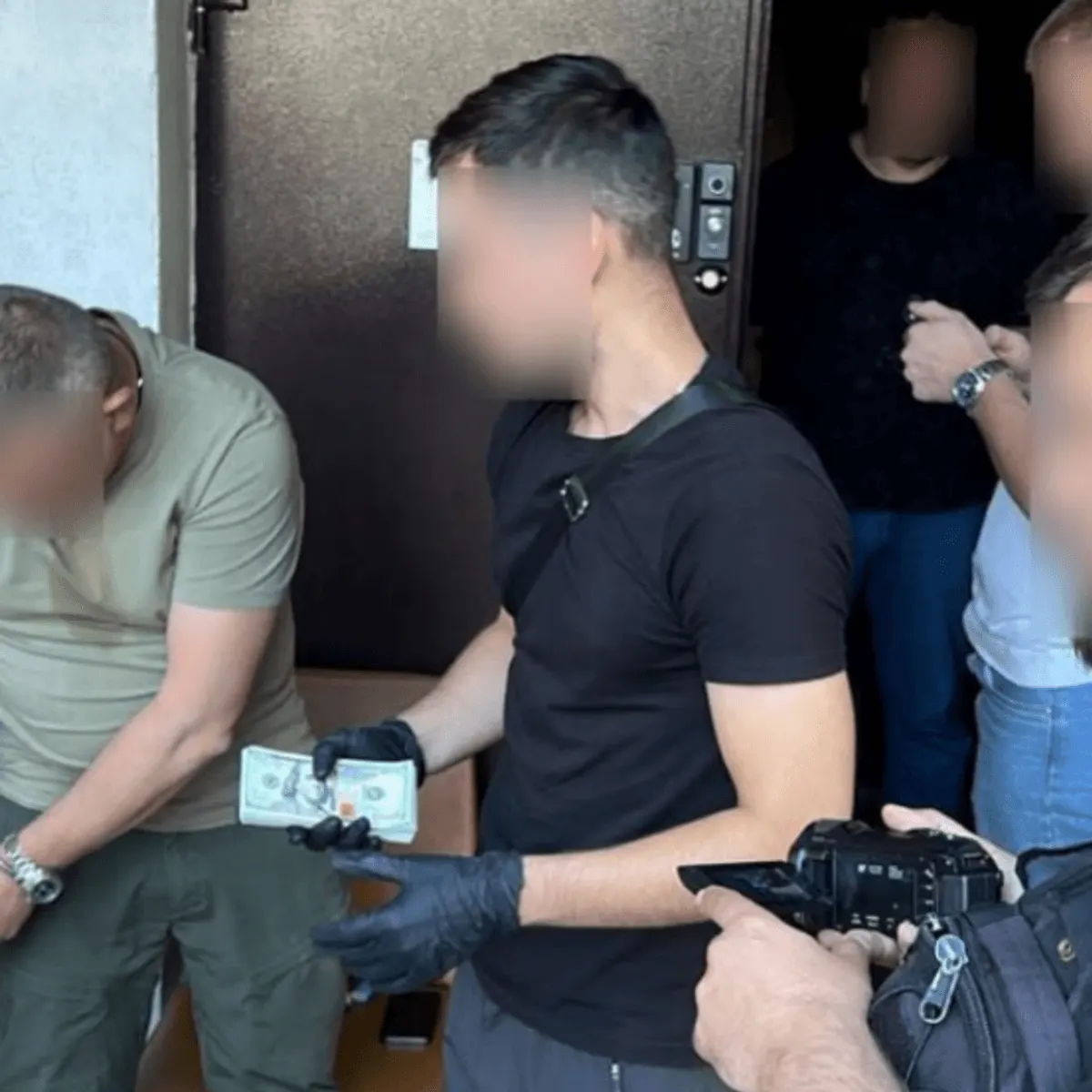 Очільника Миколаївського ТЦК взято під варту за хабар у 15 тисяч доларів