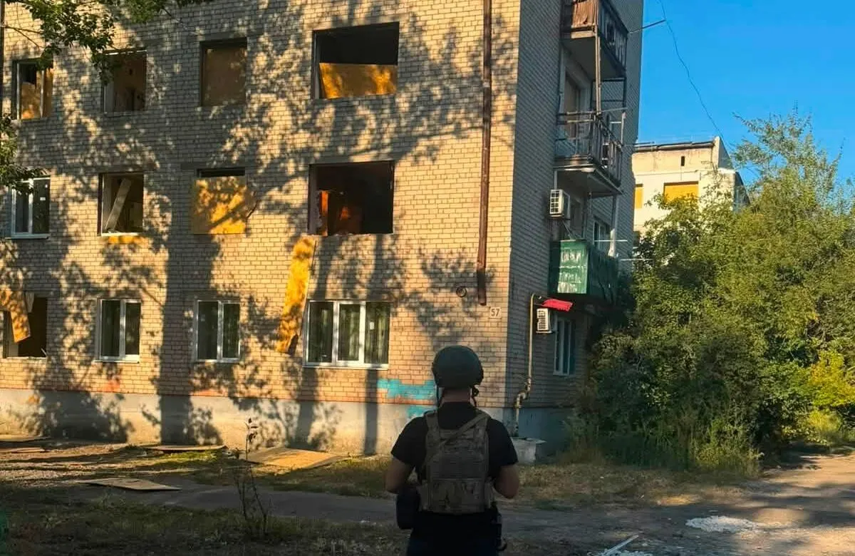 Удар по Слов'янську: є загиблий та поранені, пошкоджені багатоповерхівки