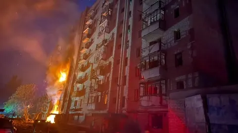 Удар по Краматорську: одна загибла, 15 поранених, пошкоджено багатоповерхівку