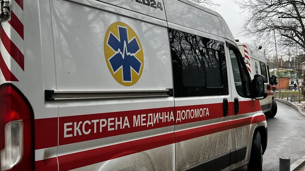 Поранений вантажник із Хмельниччини: лікарі оцінили його стан