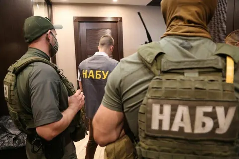 НАБУ розширює обшуки у справі посадовців СБУ: нові деталі