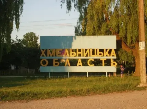 У Хмельницькому уламки збитої цілі спричинили пожежу на ринку