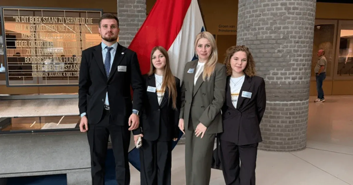 Сестри з окупованого Донецька розповіли в парламенті Нідерландів, чому обрали Україну