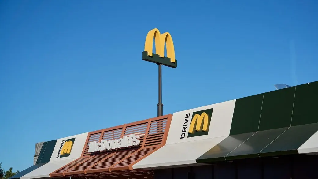 У Рівному відкрили перший McDonald's із McDrive: що це означає