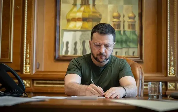 Зеленський звільнив пʼятьох послів: хто саме втратив посади