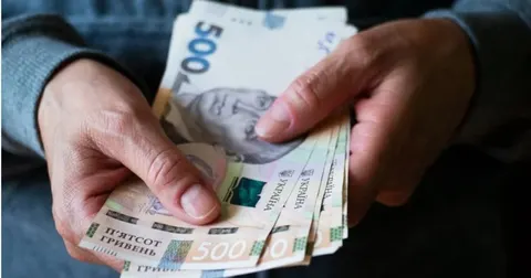 Пенсія без стажу: хто отримає соцдопомогу і скільки платитимуть