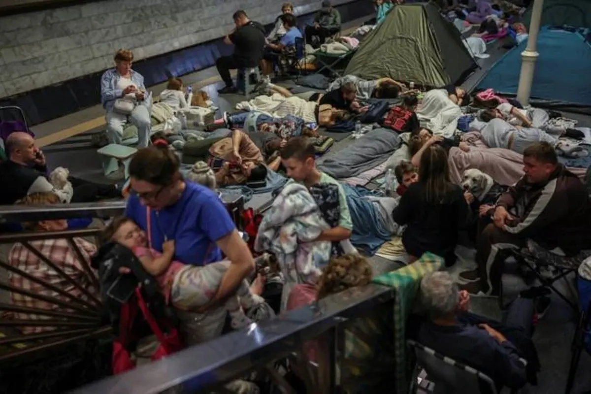 Понад 56 тисяч киян скористалися метро як укриттям під час нічної атаки: що відомо