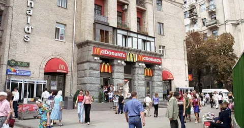 McDonaldʼs не відновить роботу в Україні під час жовтої тривоги