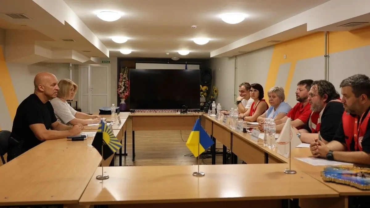 На Донеччині встановлять 21 мобільне укриття від Червоного Хреста