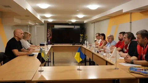 На Донеччині встановлять 21 мобільне укриття від Червоного Хреста
