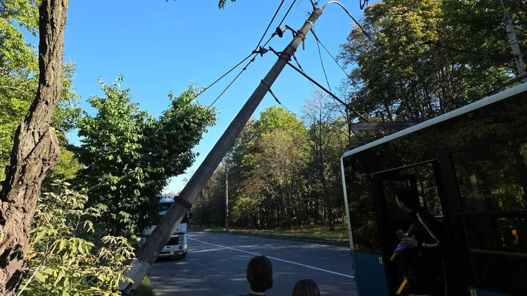 У Вінниці через аварію на контактній мережі зупинили тролейбуси