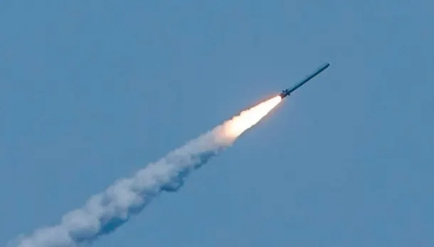 Повітряна тривога в Україні: що означає сигнал і як діяти